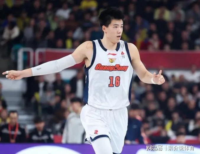 高兴早了,广东队大胜吉林队却收两个坏消息,杜峰爱徒再次受伤