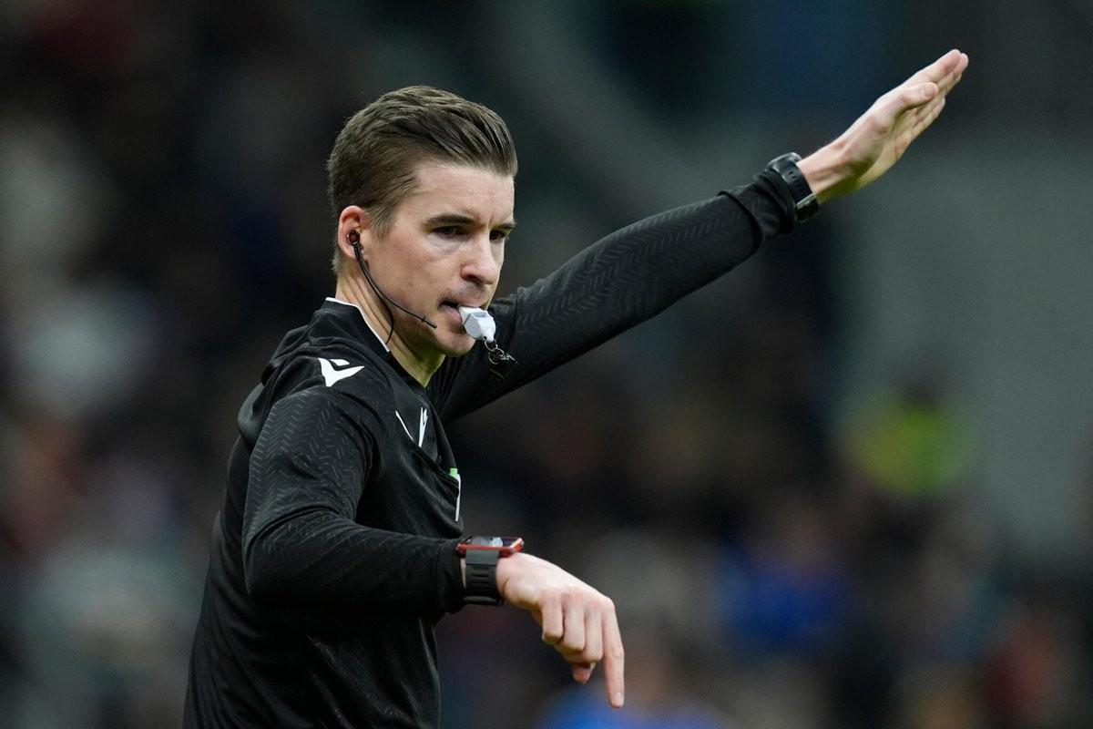 世界杯客户端更新说明-官方:法国裁判勒泰西耶将执法欧冠巴萨vs纽卡