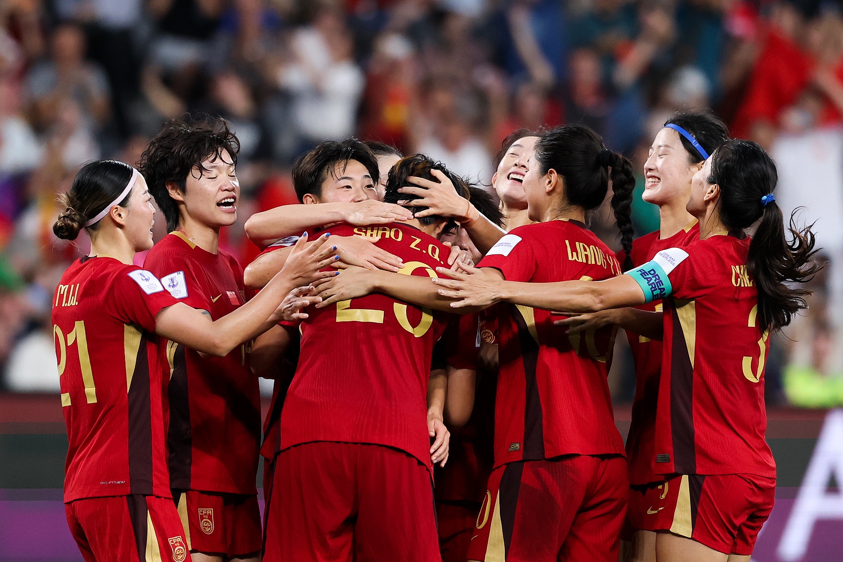 FIFA女足排名：中国女足上升1位世界第16，日本亚洲杯夺冠升至第5